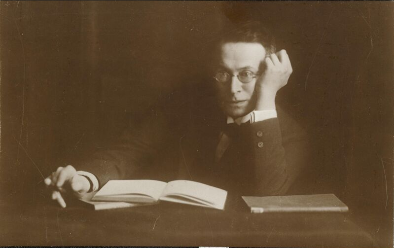 Datei:Karl kraus.png