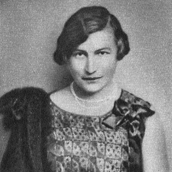 Datei:FriderikeZweig.jpg